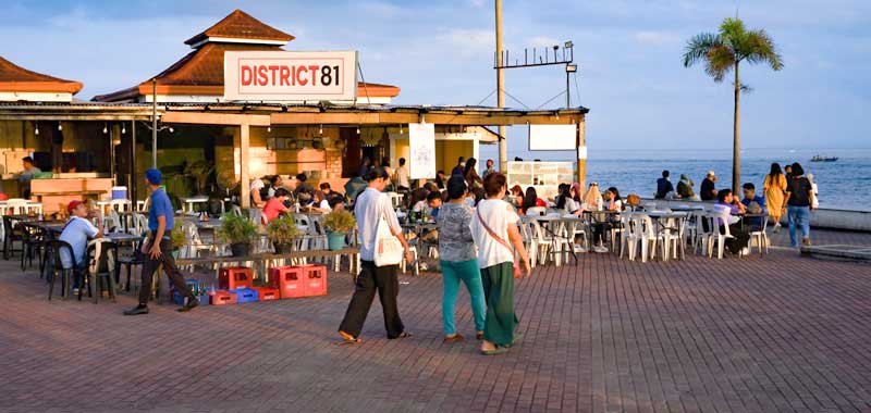 Walking the boardwalk at Paseo del Mar, Zamboanga City