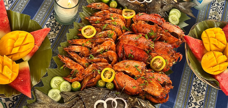 Fresh seafood lunch on Sta. Cruz Island tour
