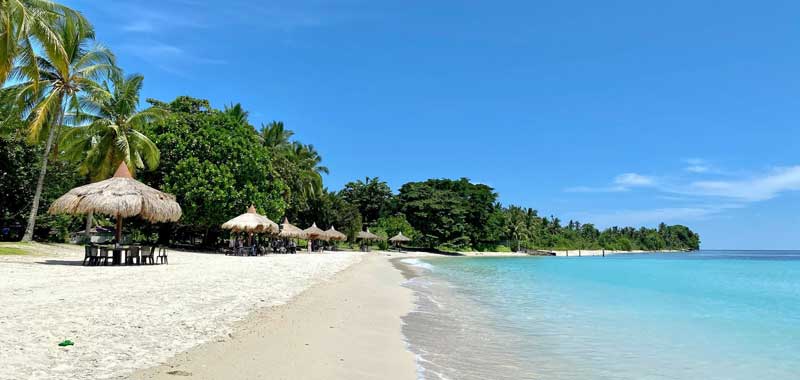 Basilan day tour, white sand beach at Malamawi Island