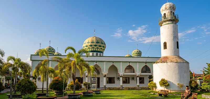 Sheikh Karimul Makhdum Mosque, the oldest mosque in the Philippines, Simunul Island